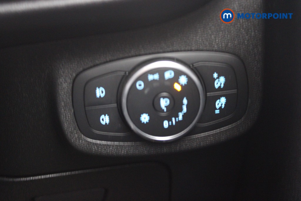 Ford Fiesta Titanium Manual Petrol Hatchback - Stock Number (1544917) - 13th supplementary image