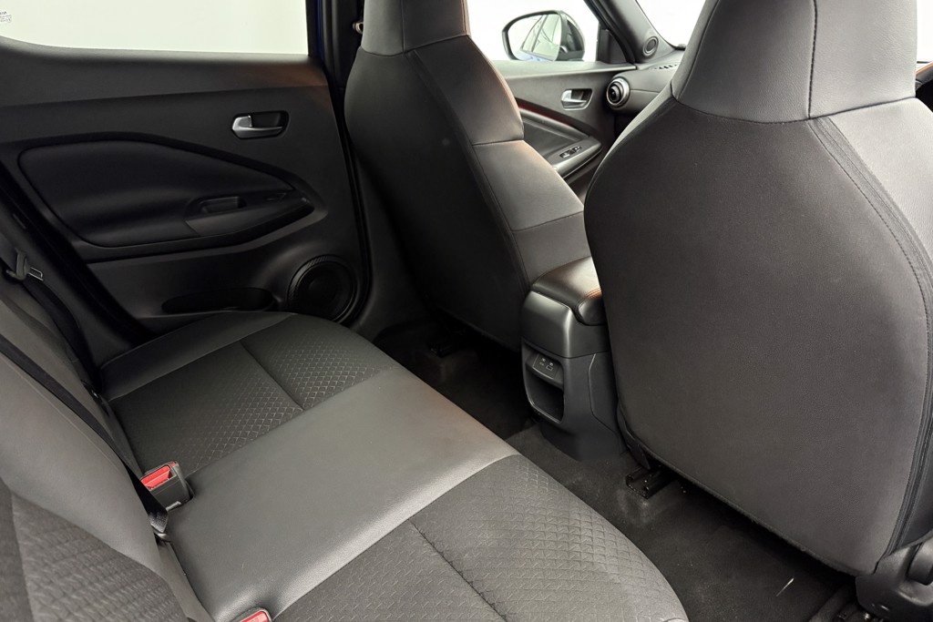 Nissan Juke N-Connecta Manual Petrol SUV - Stock Number (1545023) - 19th supplementary image