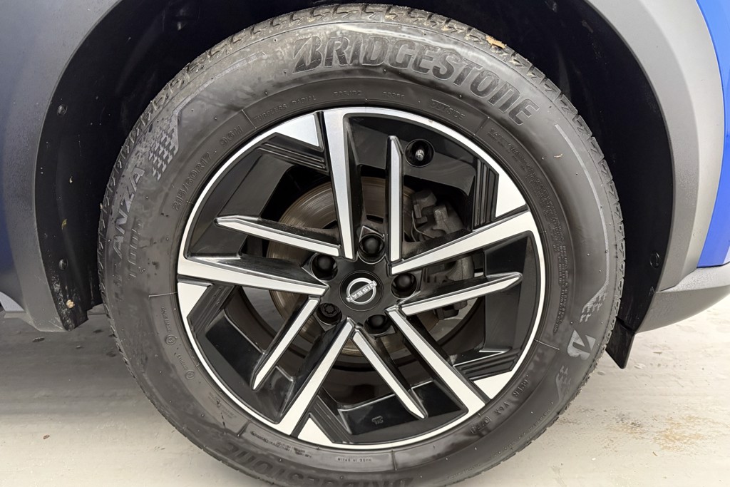 Nissan Juke N-Connecta Manual Petrol SUV - Stock Number (1545023) - 26th supplementary image