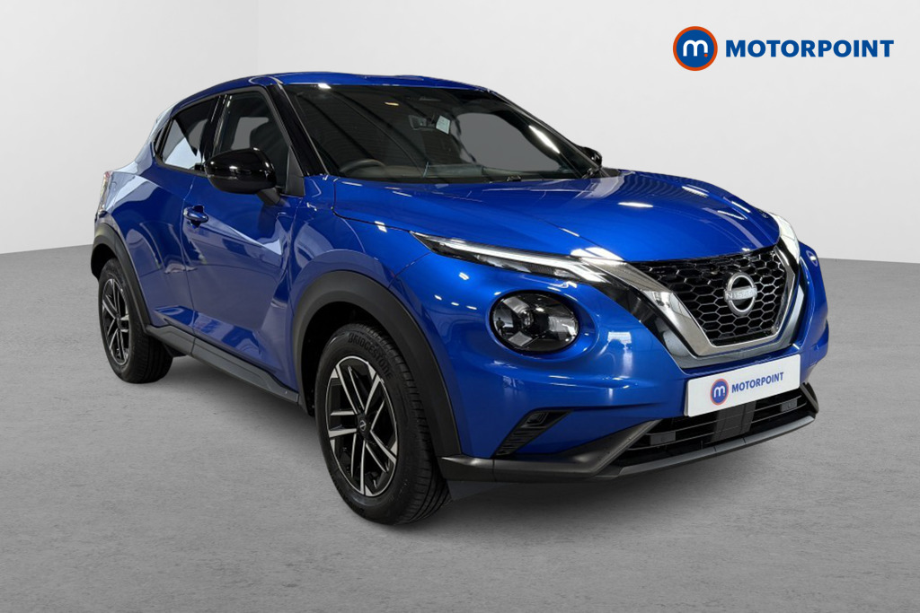 Nissan Juke N-Connecta Manual Petrol SUV - Stock Number (1545023) - Drivers side front corner