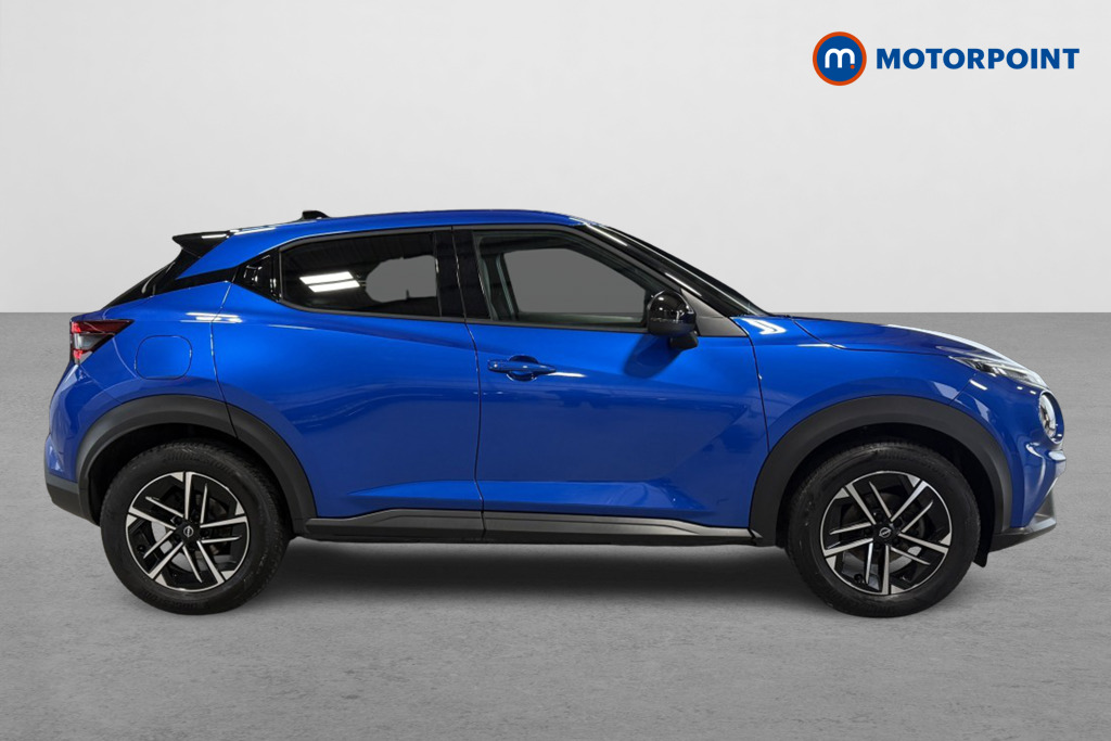 Nissan Juke N-Connecta Manual Petrol SUV - Stock Number (1545023) - Drivers side