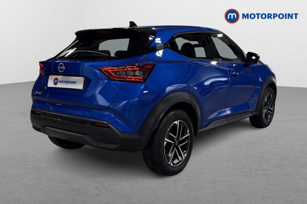 Nissan Juke N-Connecta Manual Petrol SUV - Stock Number (1545023) - Drivers side rear corner