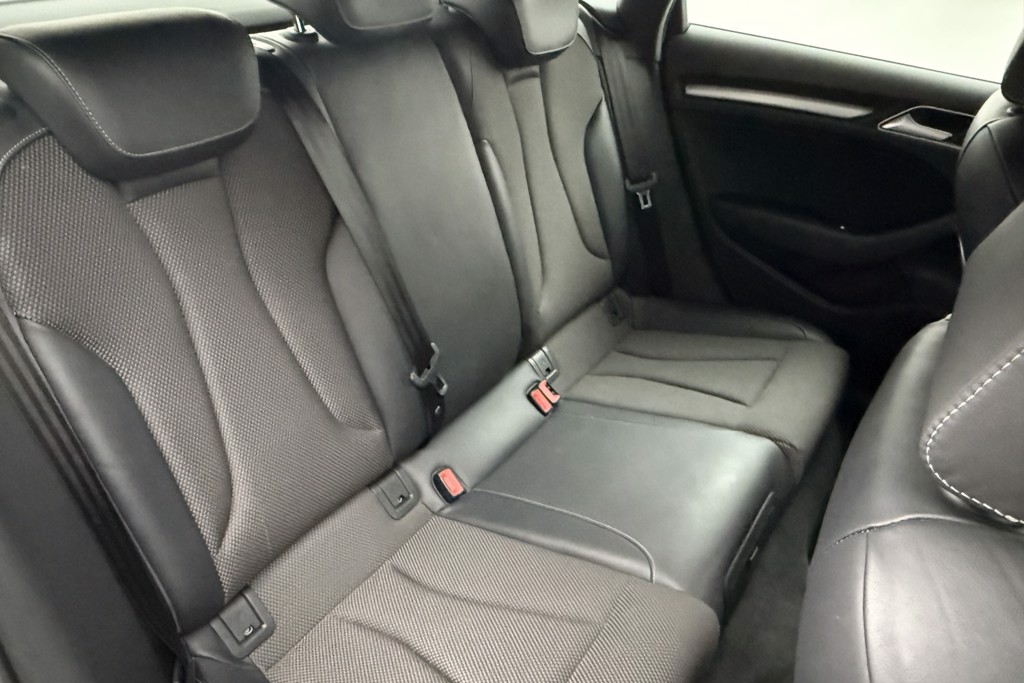 Audi A3 S Line Manual Petrol Hatchback - Stock Number (1545289) - 25th supplementary image