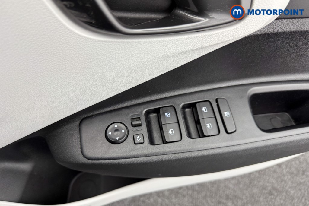 Hyundai I10 Premium Automatic Petrol Hatchback - Stock Number (1545439) - 15th supplementary image