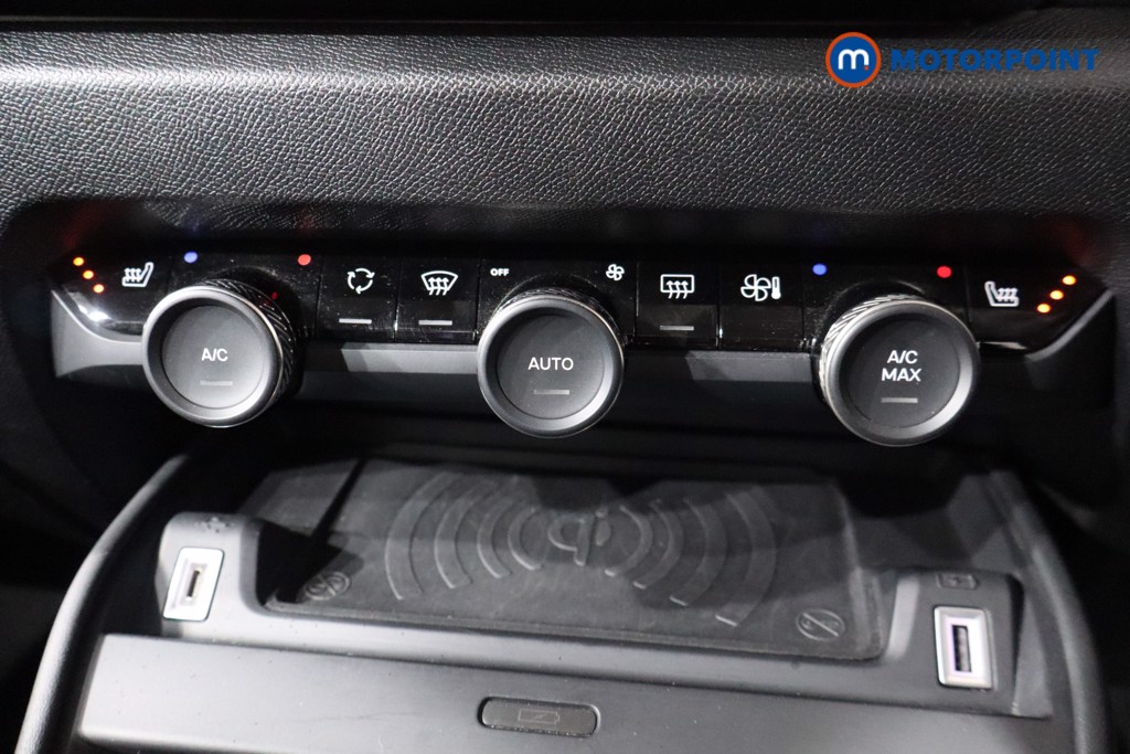 Citroen C4 Shine Plus Automatic Electric Hatchback - Stock Number (1545739) - 14th supplementary image