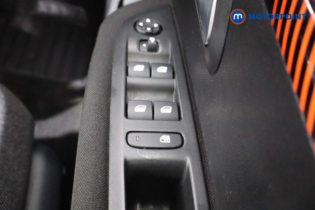 Peugeot 208 Active Premium -Plus Manual Petrol Hatchback - Stock Number (1545769) - 17th supplementary image
