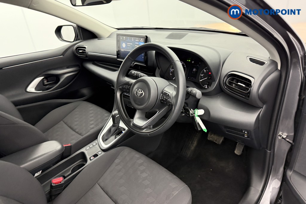 Toyota Yaris Icon Automatic Petrol-Electric Hybrid Hatchback - Stock Number (1546202) - 2nd supplementary image