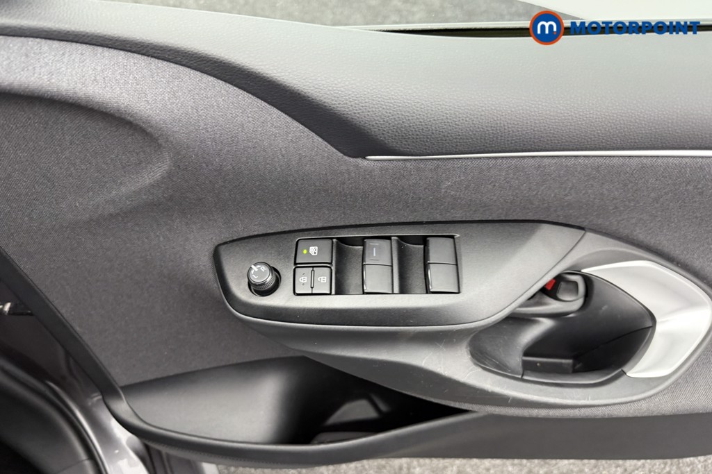 Toyota Yaris Icon Automatic Petrol-Electric Hybrid Hatchback - Stock Number (1546202) - 11th supplementary image