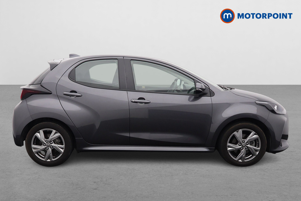 Toyota Yaris Icon Automatic Petrol-Electric Hybrid Hatchback - Stock Number (1546202) - Drivers side