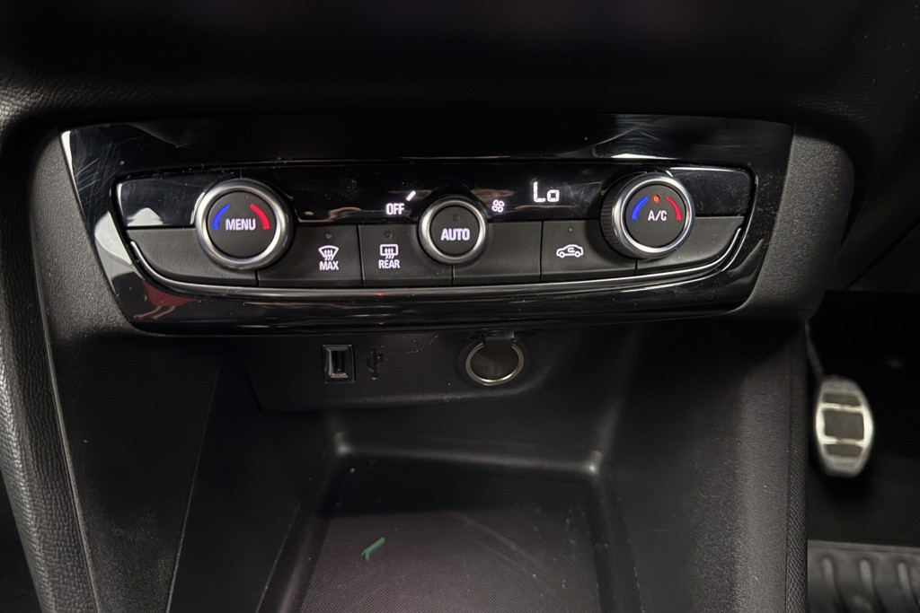 Vauxhall Corsa GS Manual Petrol Hatchback - Stock Number (1546254) - 10th supplementary image
