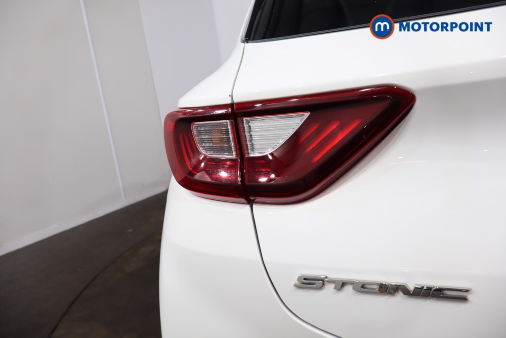 KIA Stonic Gt-Line Manual Petrol SUV - Stock Number (1546401) - 25th supplementary image