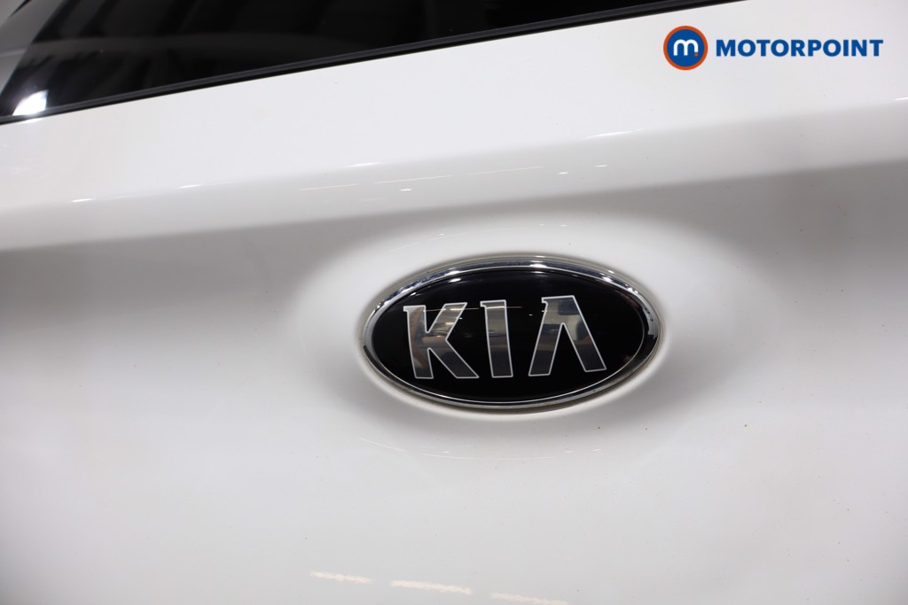 KIA Stonic Gt-Line Manual Petrol SUV - Stock Number (1546401) - 26th supplementary image