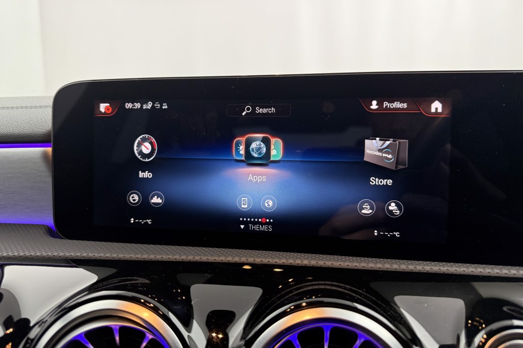 Mercedes-Benz CLA Amg Line Automatic Petrol Coupe - Stock Number (1546821) - 13th supplementary image