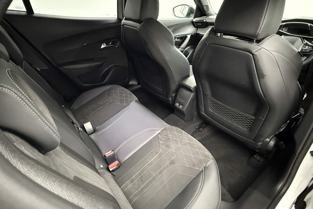 Peugeot 2008 Gt Premium Automatic Petrol SUV - Stock Number (1546834) - 21st supplementary image