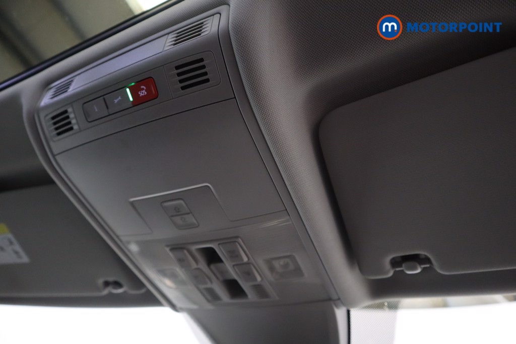 Volkswagen Tiguan SEL Automatic Petrol SUV - Stock Number (1546845) - 6th supplementary image