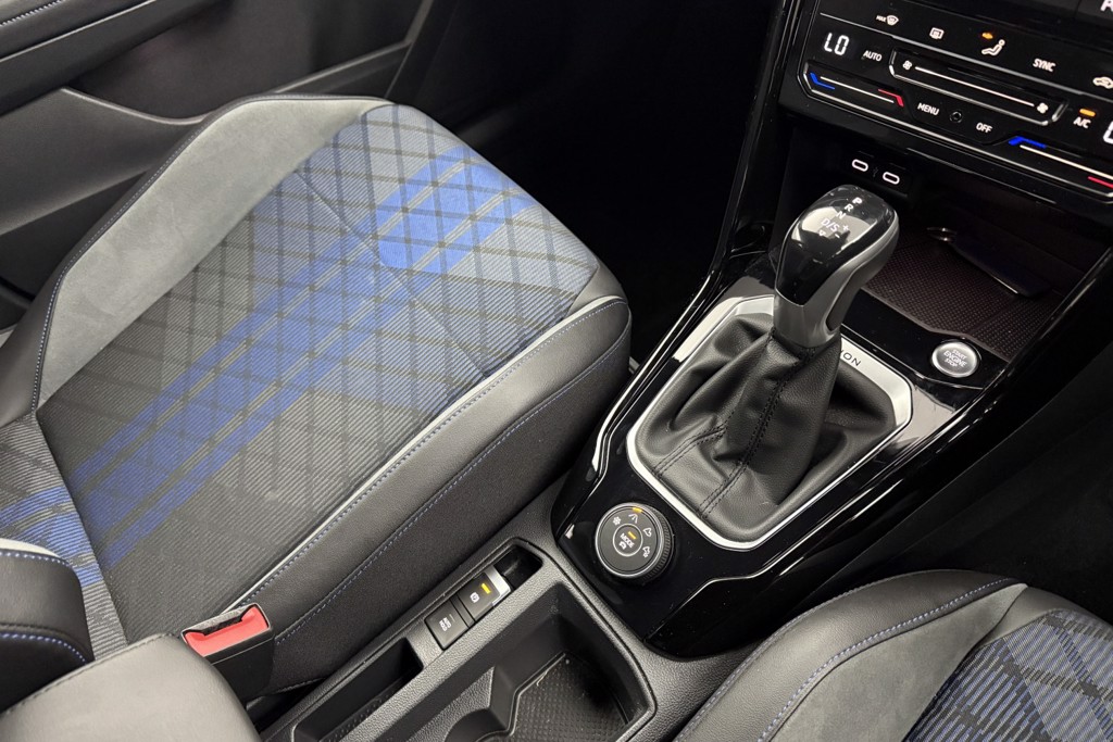Volkswagen T-Roc R Automatic Petrol SUV - Stock Number (1546895) - 16th supplementary image