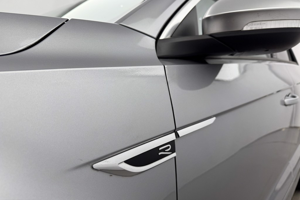 Volkswagen T-Roc R Automatic Petrol SUV - Stock Number (1546895) - 29th supplementary image