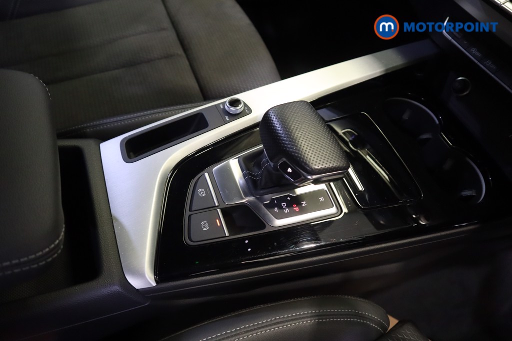 Audi A4 S Line Automatic Diesel Estate - Stock Number (1546902) - 5th supplementary image