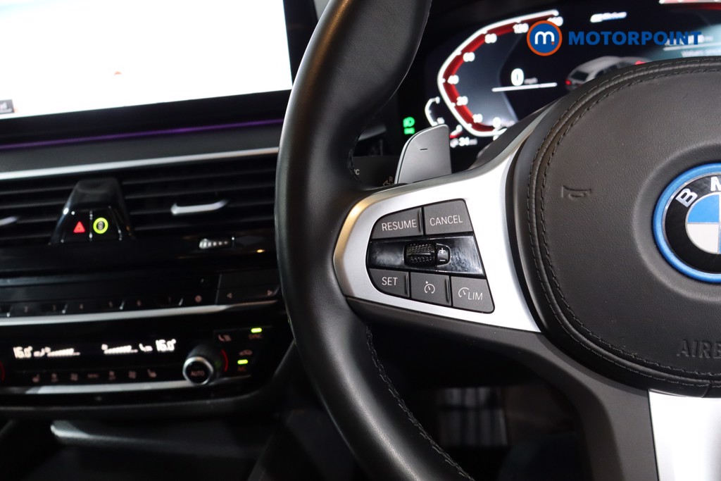 BMW 5 Series M Sport Automatic Petrol Plug-In Hybrid Estate - Stock Number (1546979) - 7th supplementary image