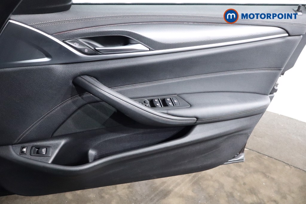 BMW 5 Series M Sport Automatic Petrol Plug-In Hybrid Estate - Stock Number (1546979) - 24th supplementary image