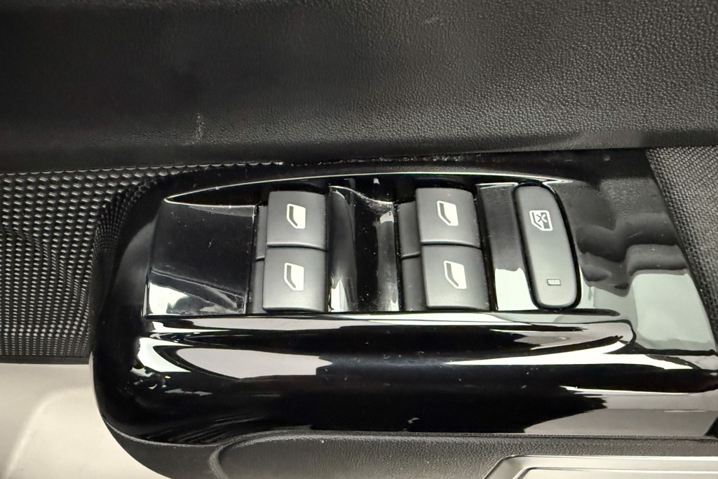 Citroen C3 Shine Plus Automatic Petrol Hatchback - Stock Number (1547050) - 15th supplementary image