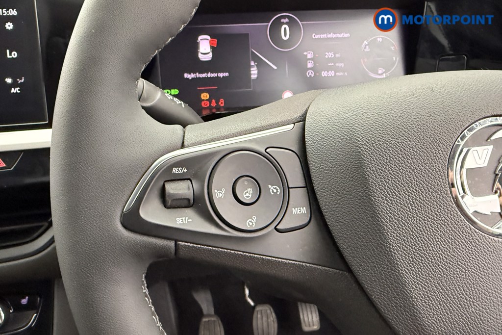 Vauxhall Grandland Ultimate Manual Petrol SUV - Stock Number (1547876) - 12th supplementary image