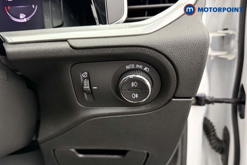 Vauxhall Grandland Ultimate Manual Petrol SUV - Stock Number (1547876) - 14th supplementary image