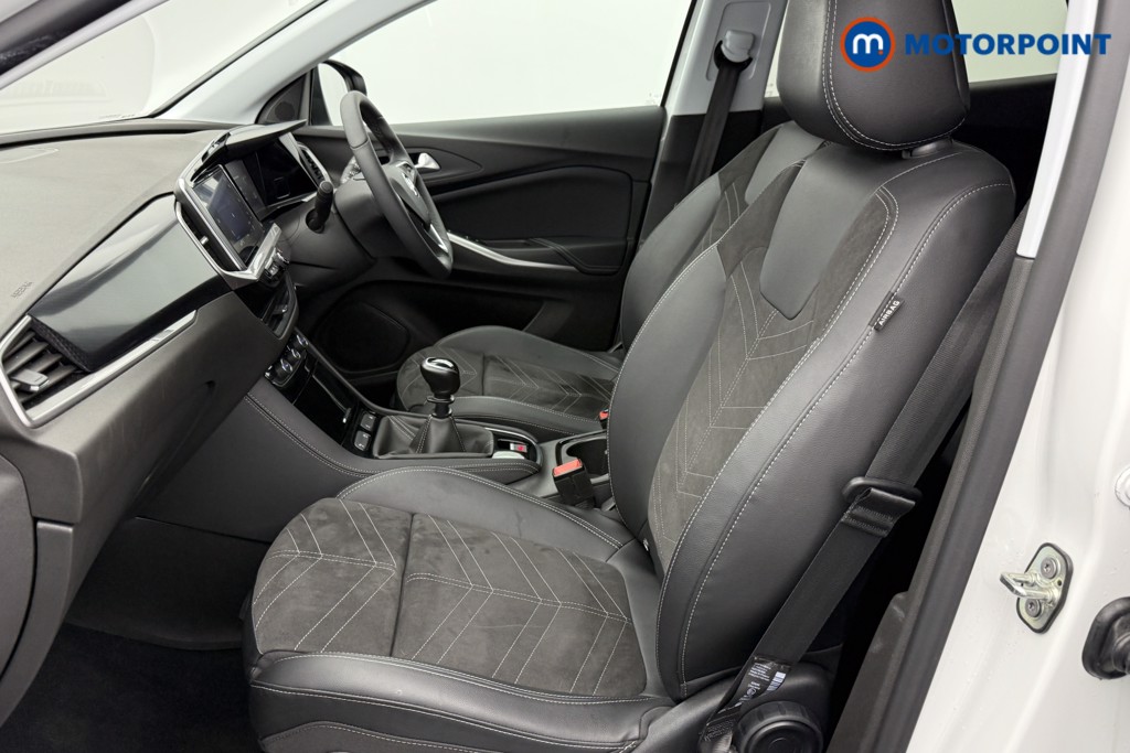 Vauxhall Grandland Ultimate Manual Petrol SUV - Stock Number (1547876) - 23rd supplementary image