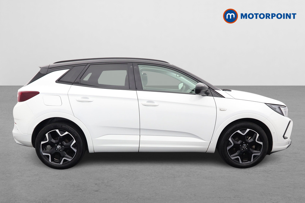 Vauxhall Grandland Ultimate Manual Petrol SUV - Stock Number (1547876) - Drivers side