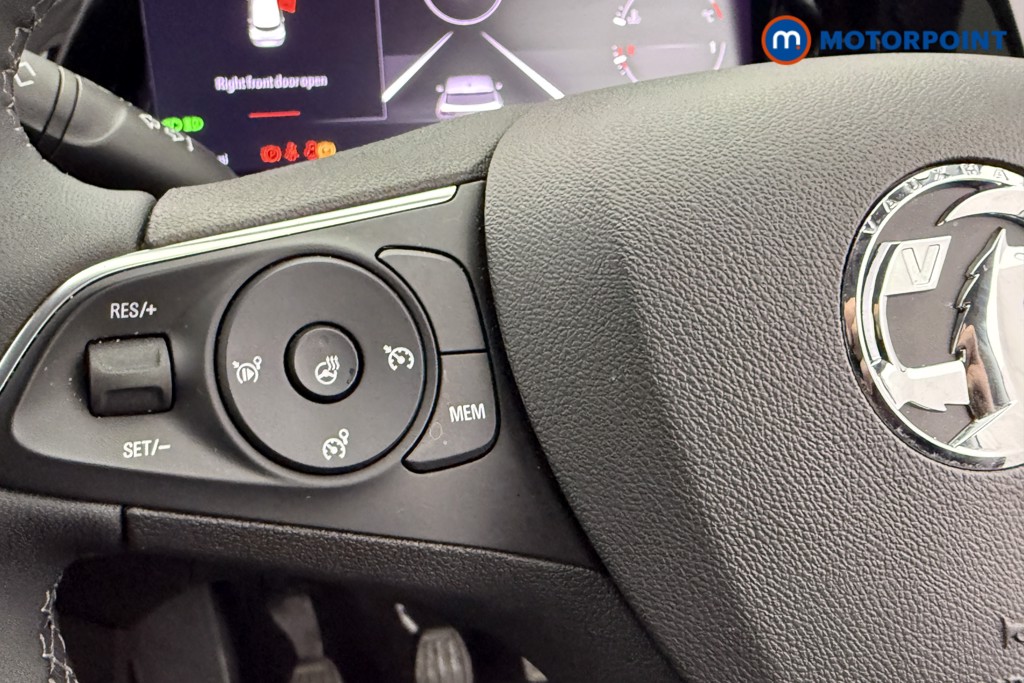 Vauxhall Grandland Ultimate Manual Petrol SUV - Stock Number (1547889) - 13th supplementary image