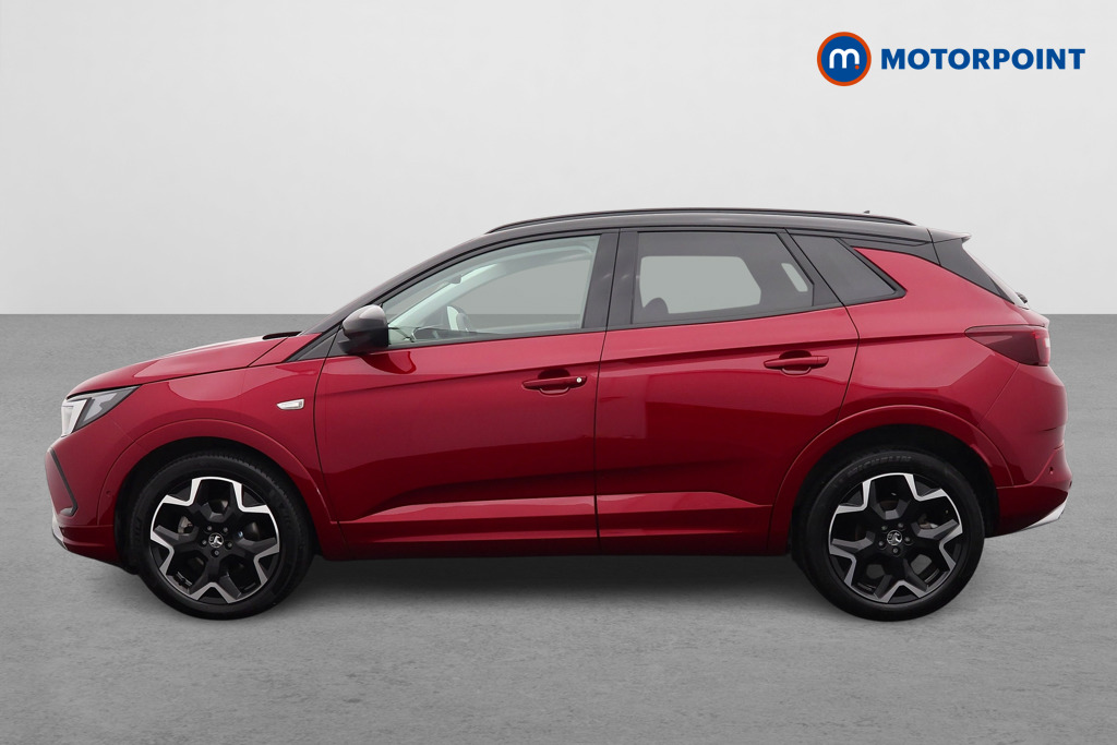 Vauxhall Grandland Ultimate Manual Petrol SUV - Stock Number (1547889) - Passenger side