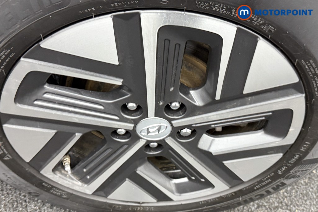 Hyundai Kona Premium Automatic Electric SUV - Stock Number (1548016) - 32nd supplementary image