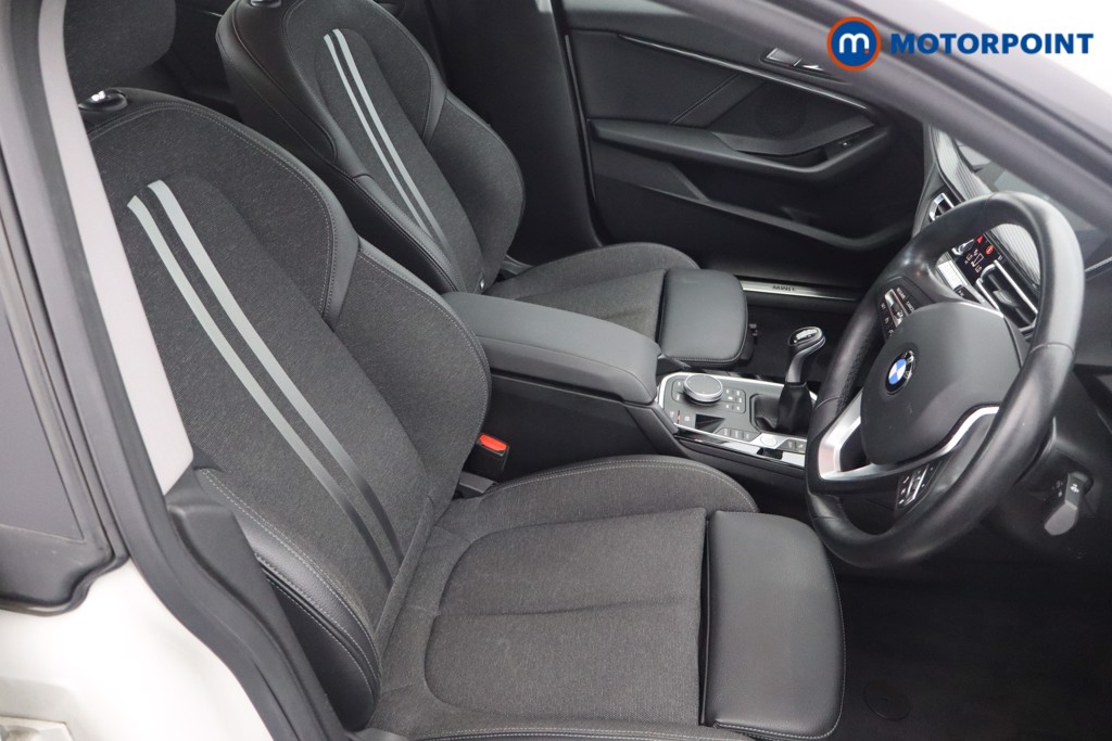 BMW 2 Series Sport Manual Diesel Saloon - Stock Number (1548087) - 7th supplementary image