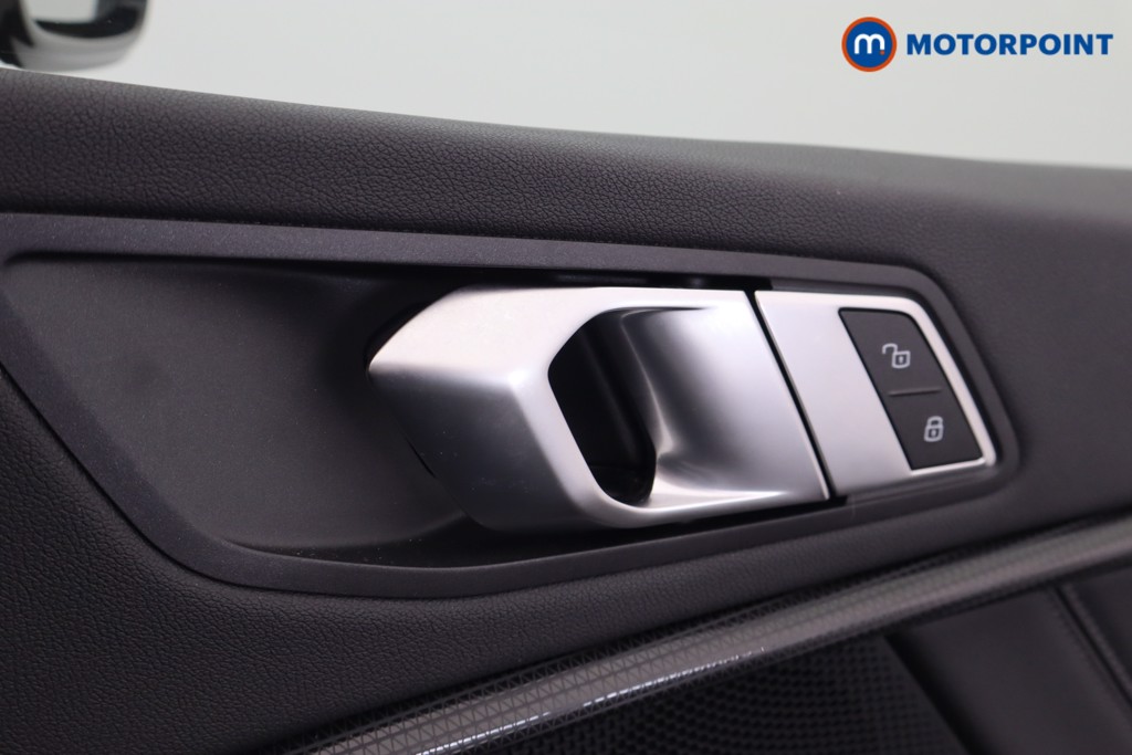 BMW 2 Series Sport Manual Diesel Saloon - Stock Number (1548087) - 12th supplementary image