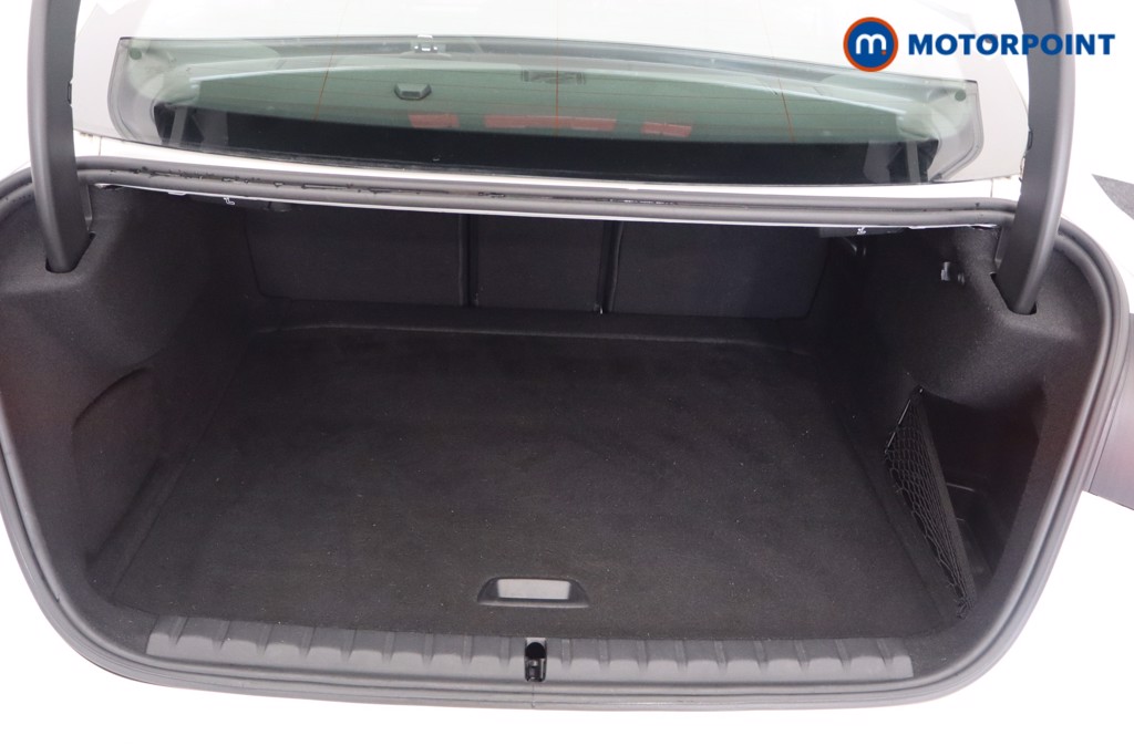 BMW 2 Series Sport Manual Diesel Saloon - Stock Number (1548087) - 1st supplementary image