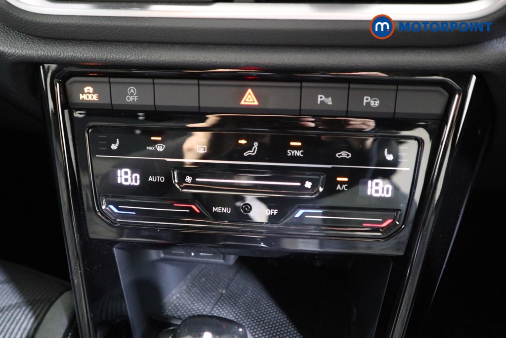 Volkswagen T-Roc R-Line Automatic Petrol SUV - Stock Number (1548097) - 8th supplementary image