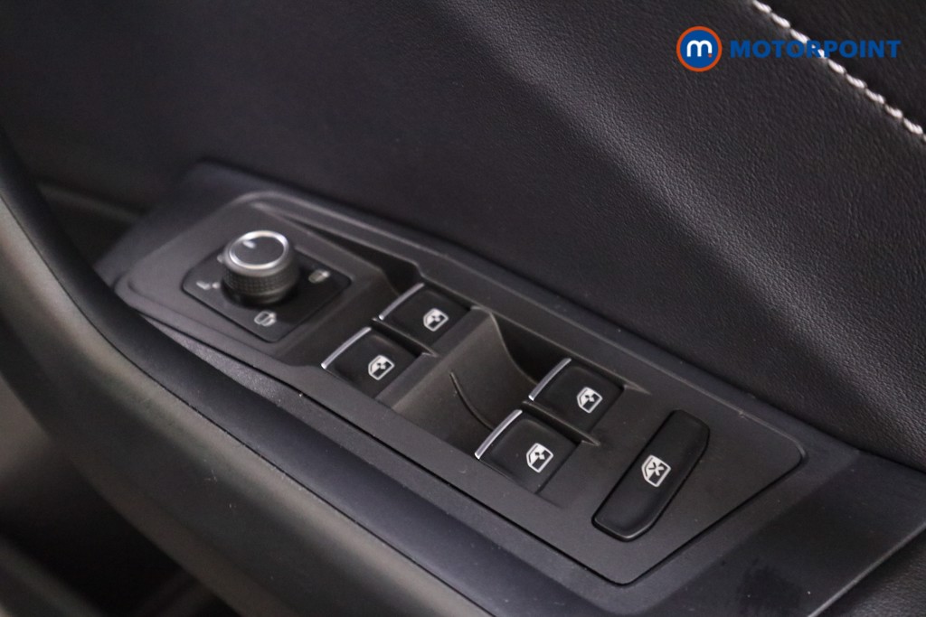 Volkswagen T-Roc R-Line Automatic Petrol SUV - Stock Number (1548097) - 12th supplementary image