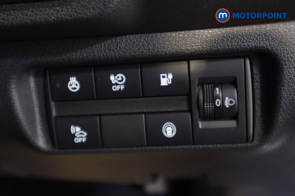 Nissan Leaf N-Connecta Automatic Electric Hatchback - Stock Number (1548102) - 8th supplementary image