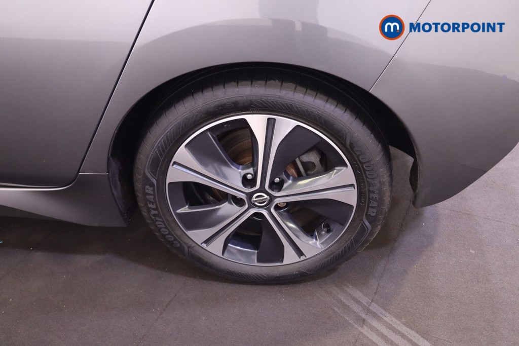 Nissan Leaf N-Connecta Automatic Electric Hatchback - Stock Number (1548102) - 17th supplementary image