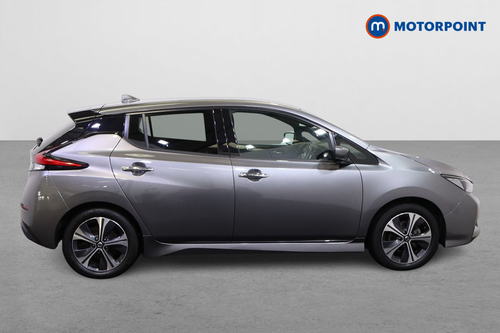Nissan Leaf N-Connecta Automatic Electric Hatchback - Stock Number (1548102) - Drivers side