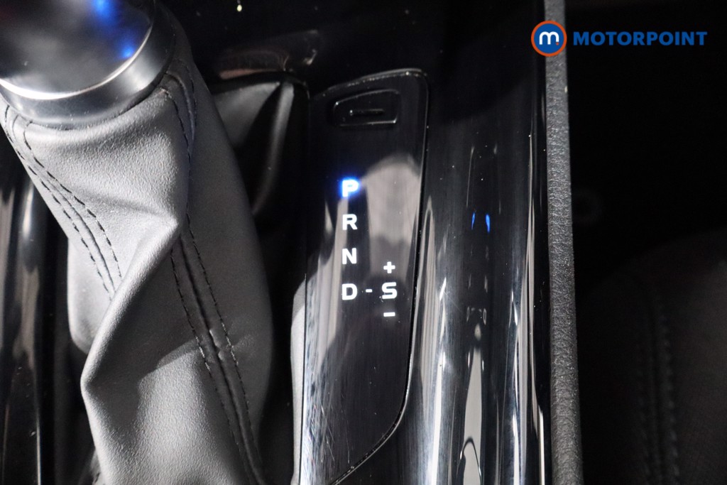 Toyota C-Hr Design Automatic Petrol-Electric Hybrid SUV - Stock Number (1548396) - 15th supplementary image