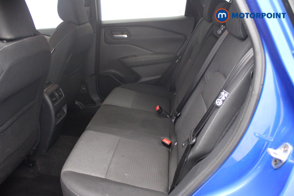 Nissan Qashqai N-Connecta Manual Petrol SUV - Stock Number (1548571) - 2nd supplementary image