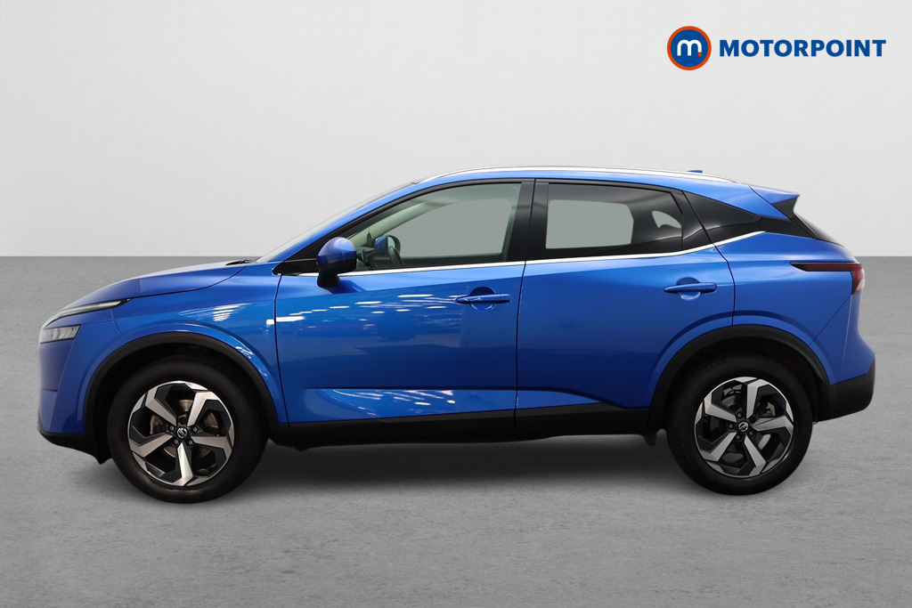 Nissan Qashqai N-Connecta Manual Petrol SUV - Stock Number (1548571) - Passenger side