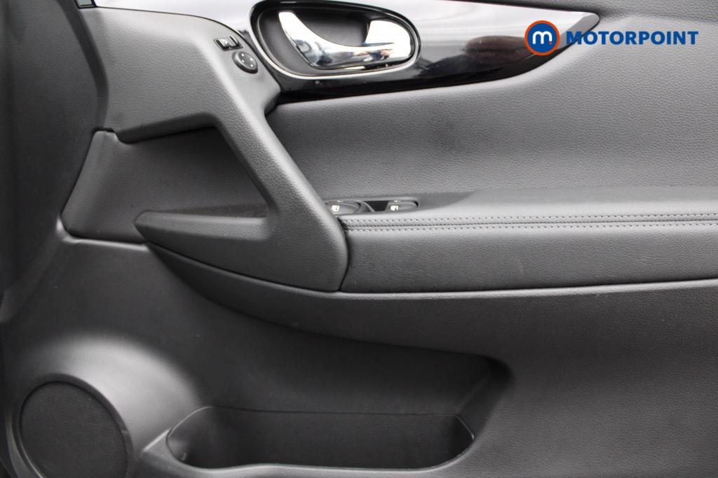 Nissan Qashqai Acenta Premium Manual Petrol SUV - Stock Number (1548755) - 18th supplementary image