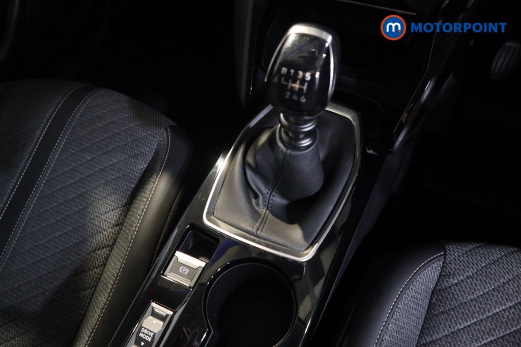 Peugeot 208 Allure Manual Petrol Hatchback - Stock Number (1548910) - 8th supplementary image