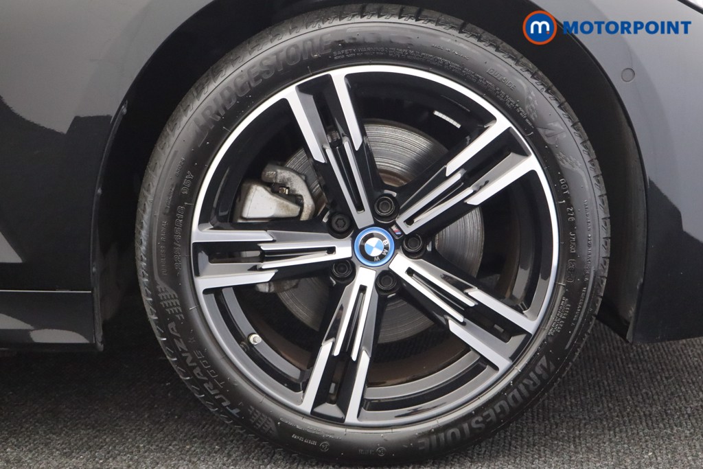 BMW 3 Series M Sport Automatic Petrol Plug-In Hybrid Estate - Stock Number (1548979) - 9th supplementary image