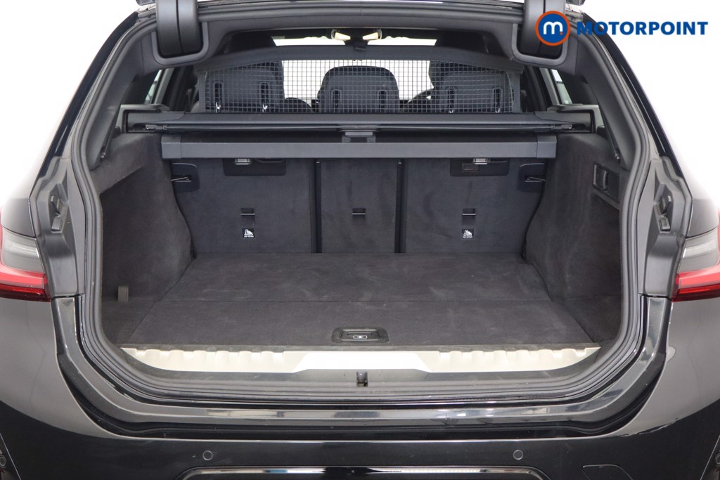 BMW 3 Series M Sport Automatic Petrol Plug-In Hybrid Estate - Stock Number (1548979) - 1st supplementary image