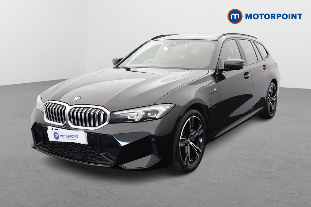 BMW 3 Series M Sport Automatic Petrol Plug-In Hybrid Estate - Stock Number (1548979) - Passenger side front corner