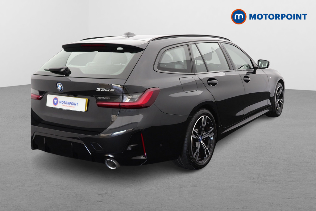 BMW 3 Series M Sport Automatic Petrol Plug-In Hybrid Estate - Stock Number (1548979) - Drivers side rear corner
