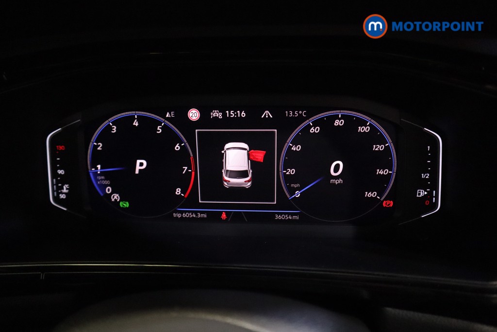 Volkswagen T-Roc R-Line Automatic Petrol SUV - Stock Number (1548998) - 4th supplementary image